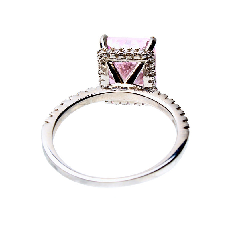 Marry a Millionaire in Pink Solitaire