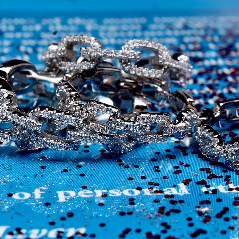 Voyager Sparkle Chain Mini