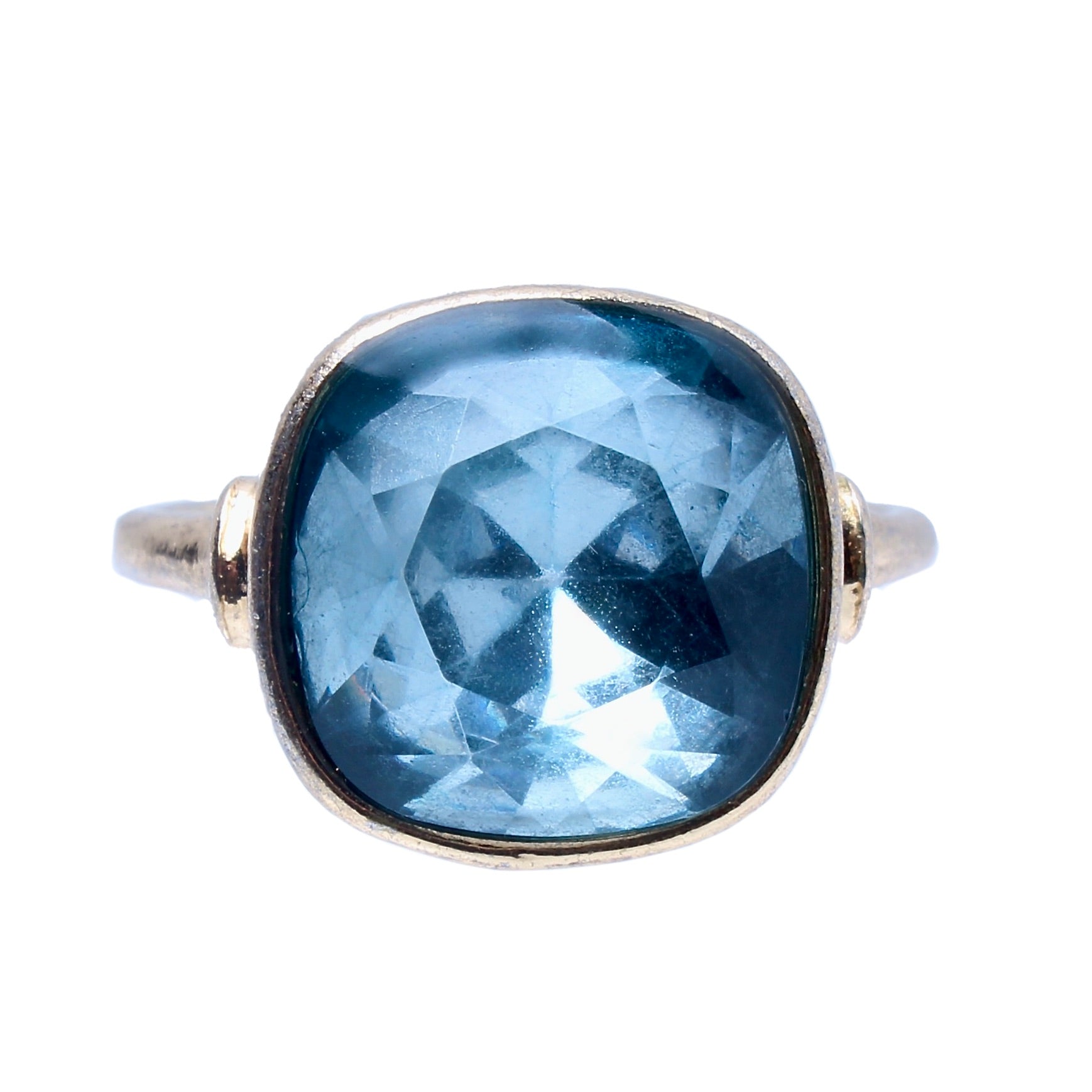 The Midnight Riviera Ring